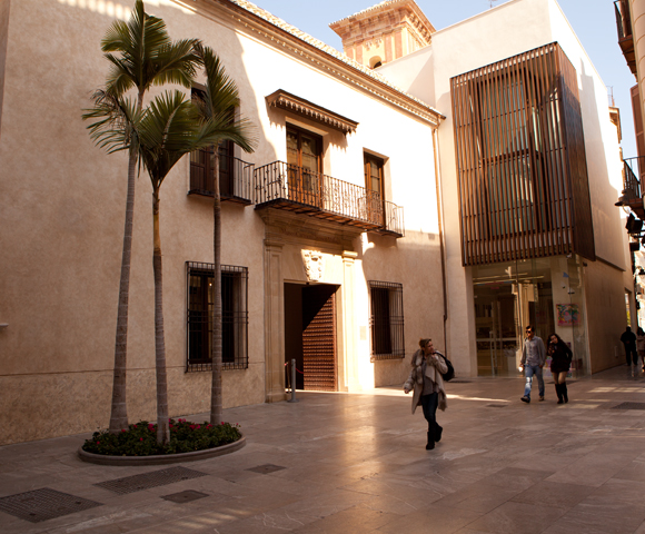 Entree Carmen Thyssen museum Malaga