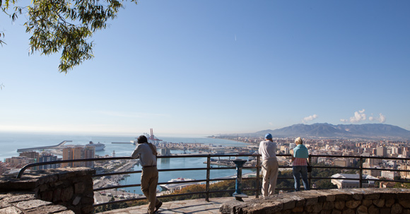 Uitzicht op de haven van Málaga