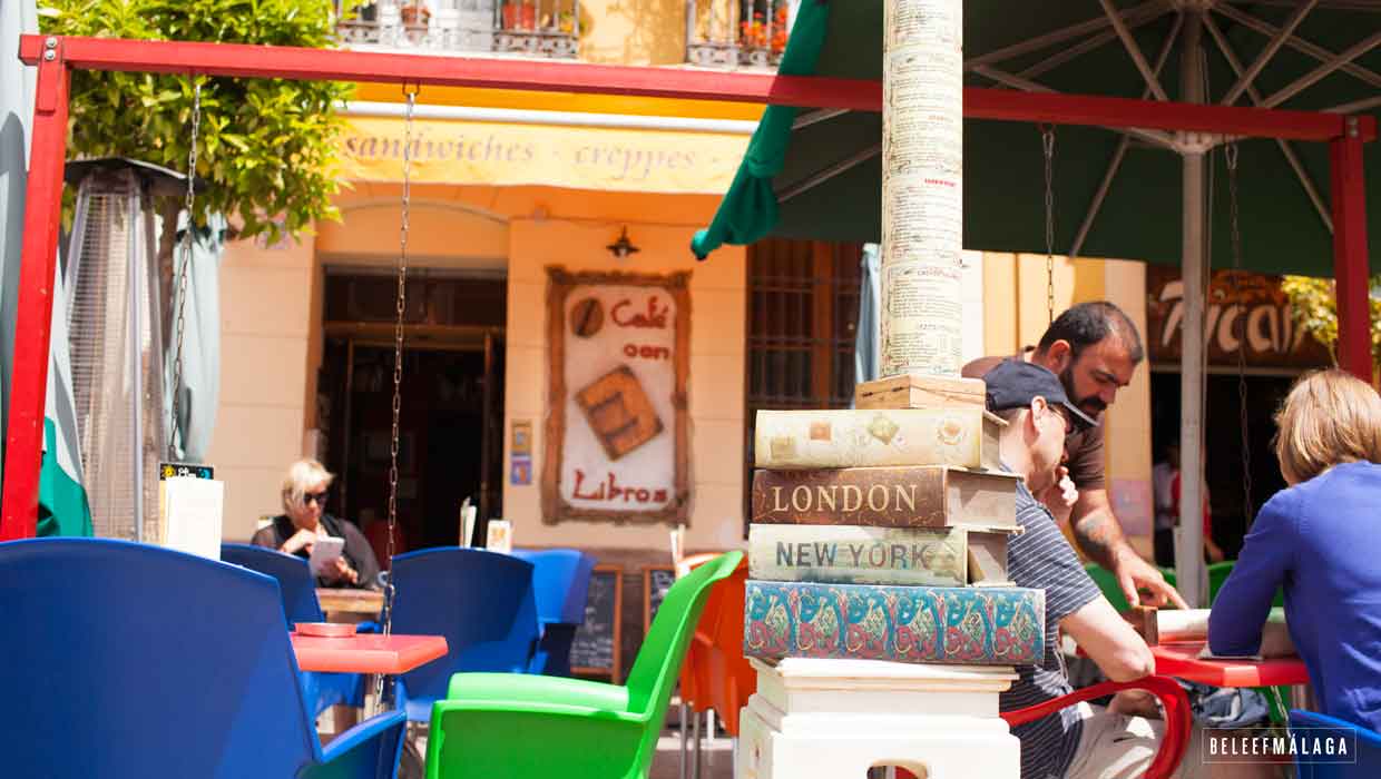 Café con Libros – leuk terras in Málaga centrum