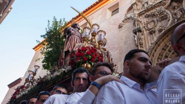 Processie Malaga - reisgids Malaga